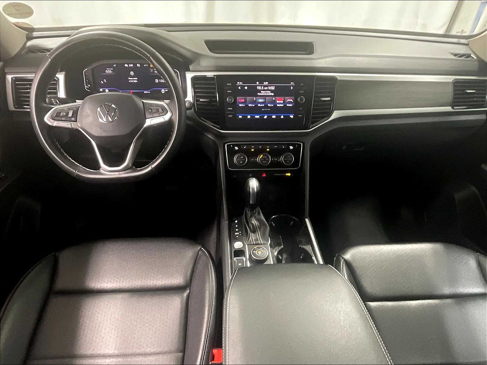 2022 Volkswagen Atlas 3.6L V6 SE w/Technology - Photo 22
