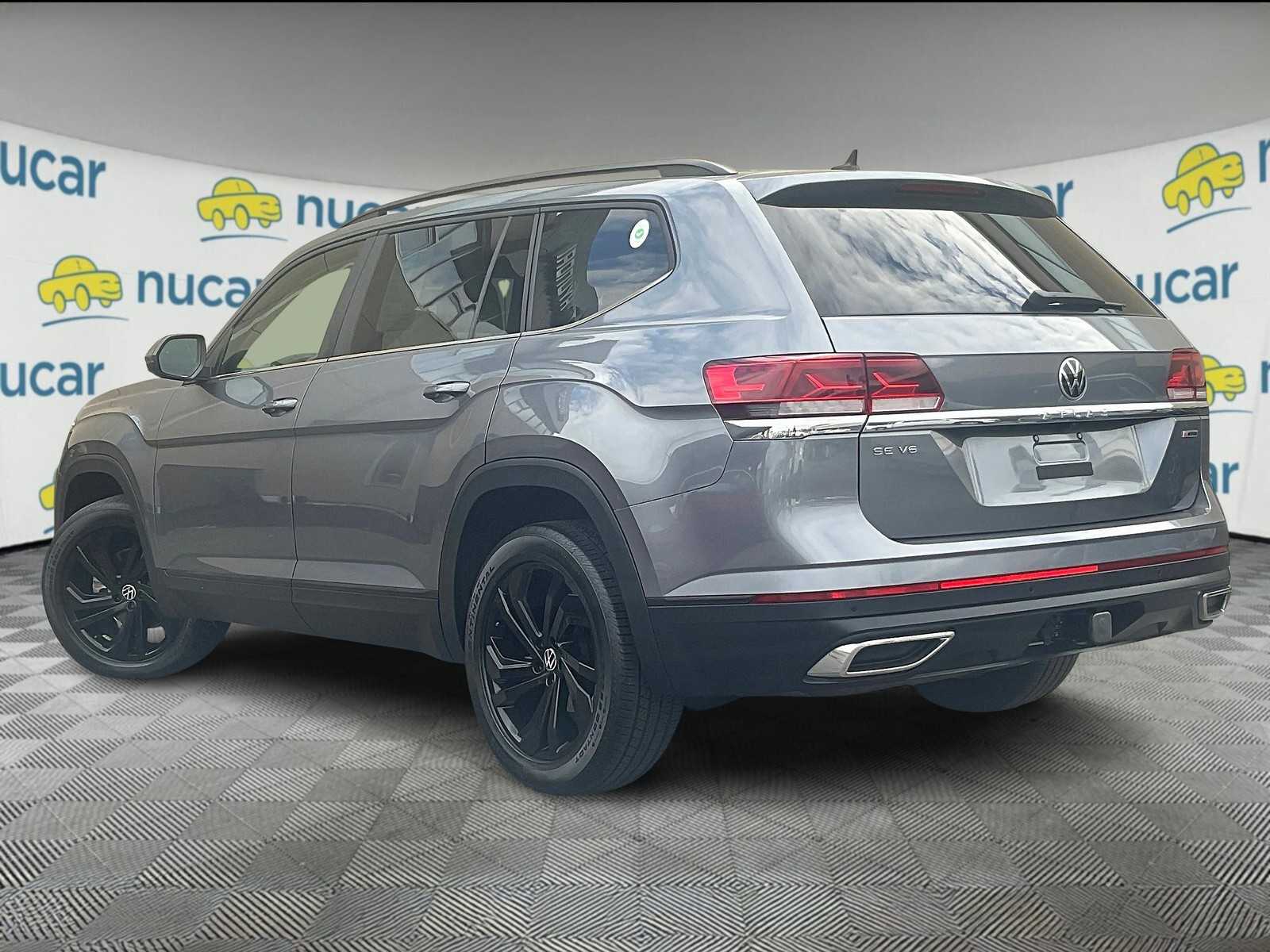 2022 Volkswagen Atlas 3.6L V6 SE w/Technology - Photo 4
