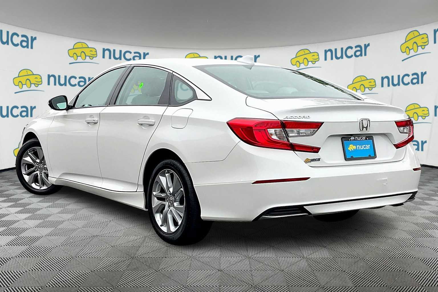 2020 Honda Accord LX - Photo 4