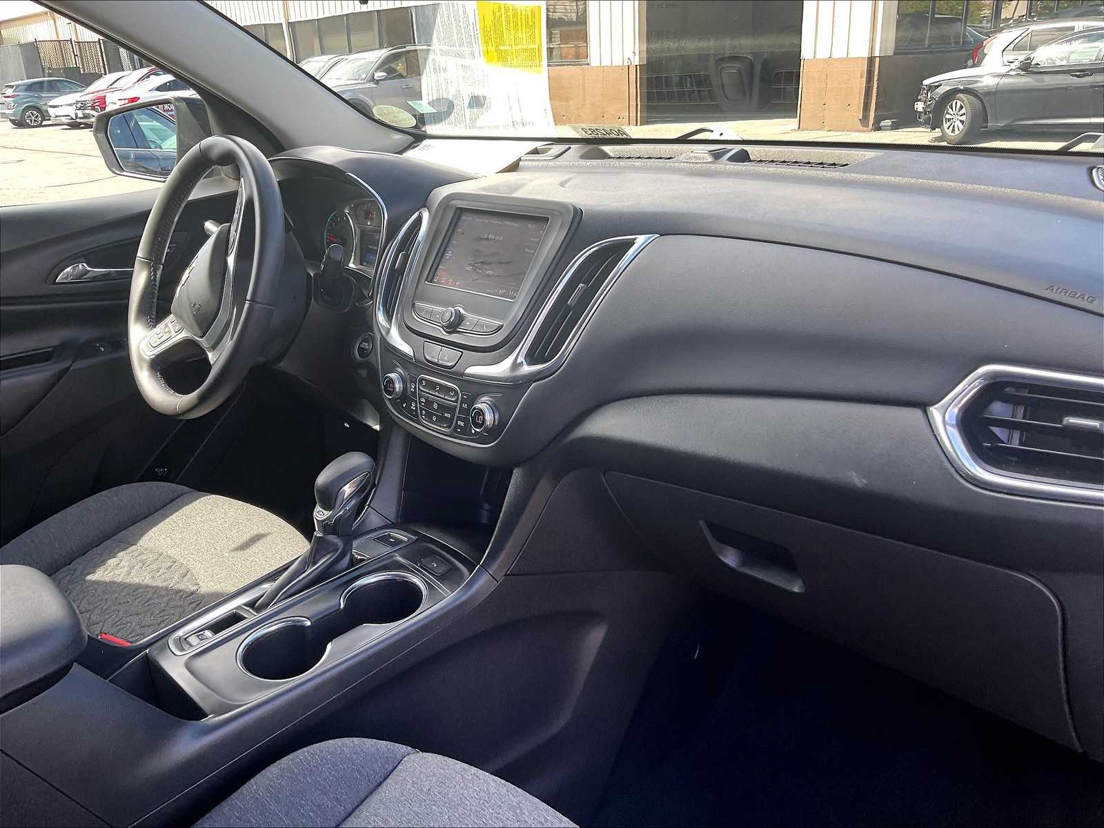 2022 Chevrolet Equinox LT - Photo 14