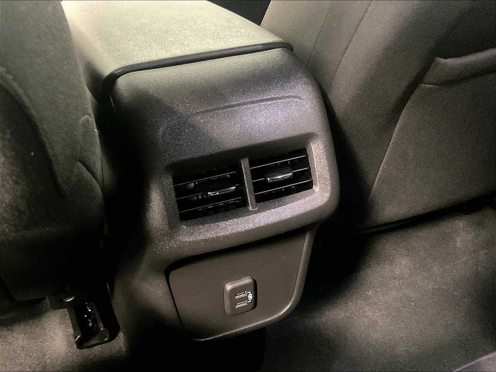 2022 Chevrolet Equinox LT - Photo 27