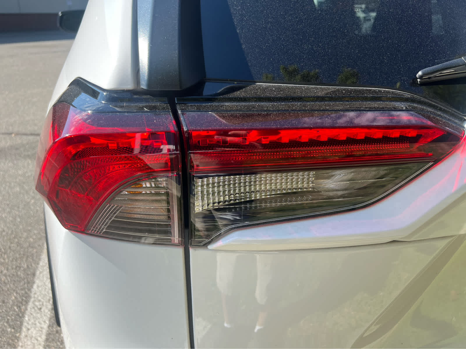 2024 Toyota RAV4 LE - Photo 7