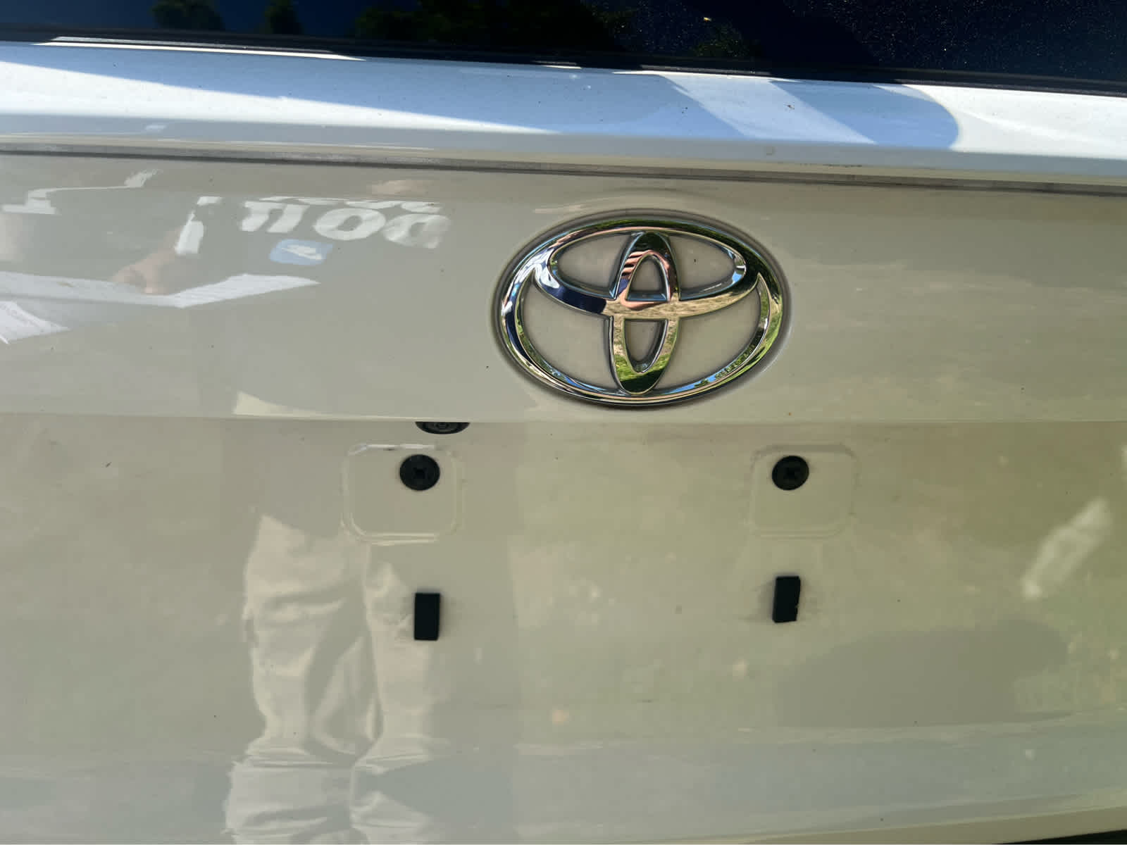 2024 Toyota RAV4 LE - Photo 9