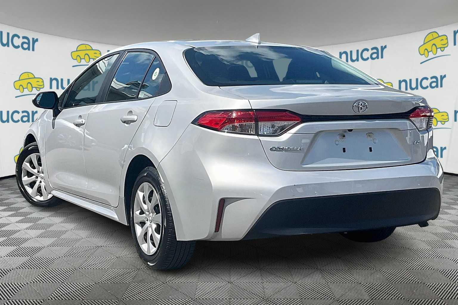 2024 Toyota Corolla LE - Photo 4
