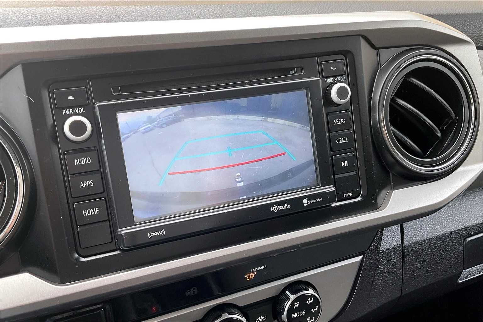 2017 Toyota Tacoma SR5 - Photo 19