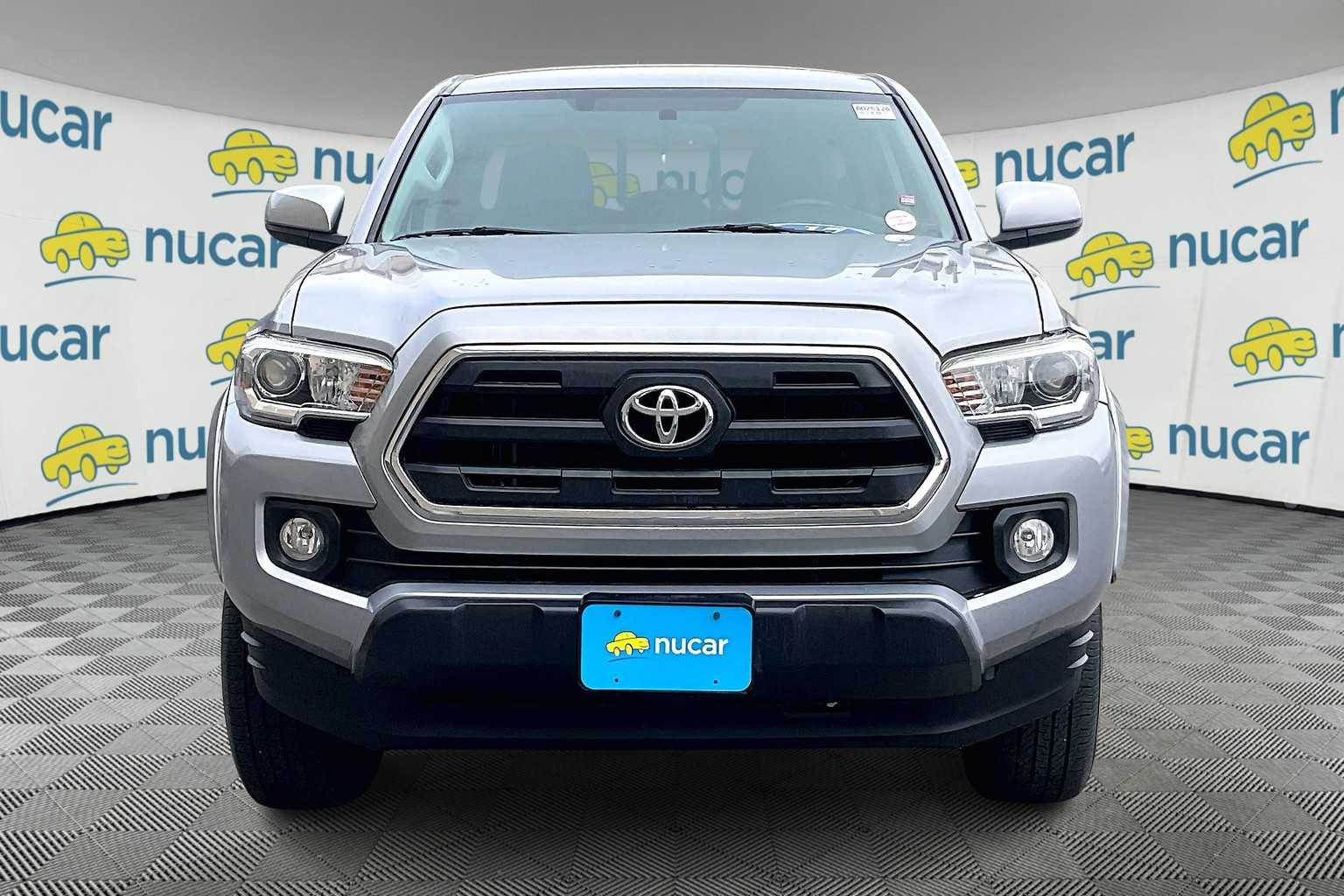 2017 Toyota Tacoma SR5 - Photo 2