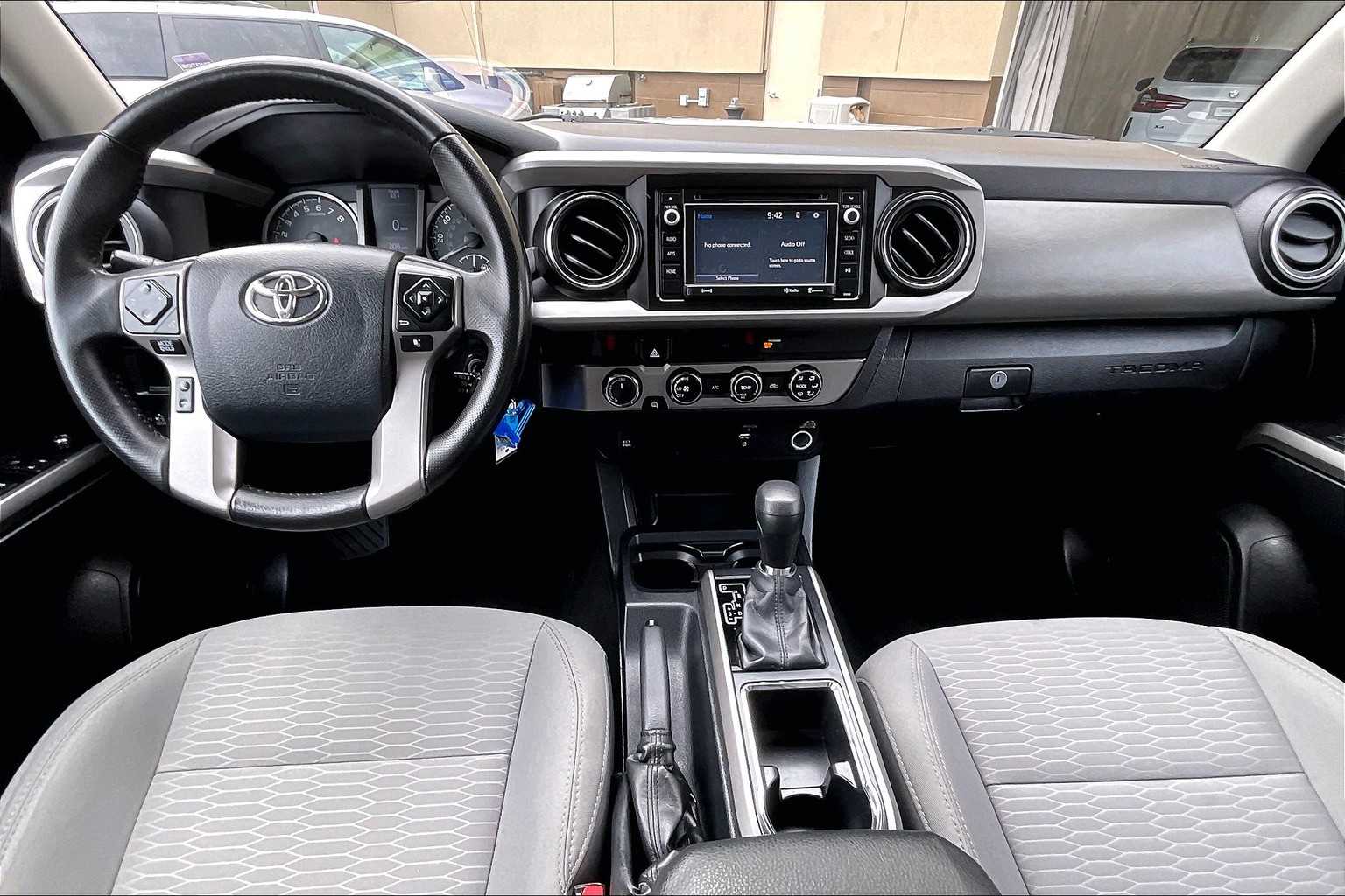 2017 Toyota Tacoma SR5 - Photo 21