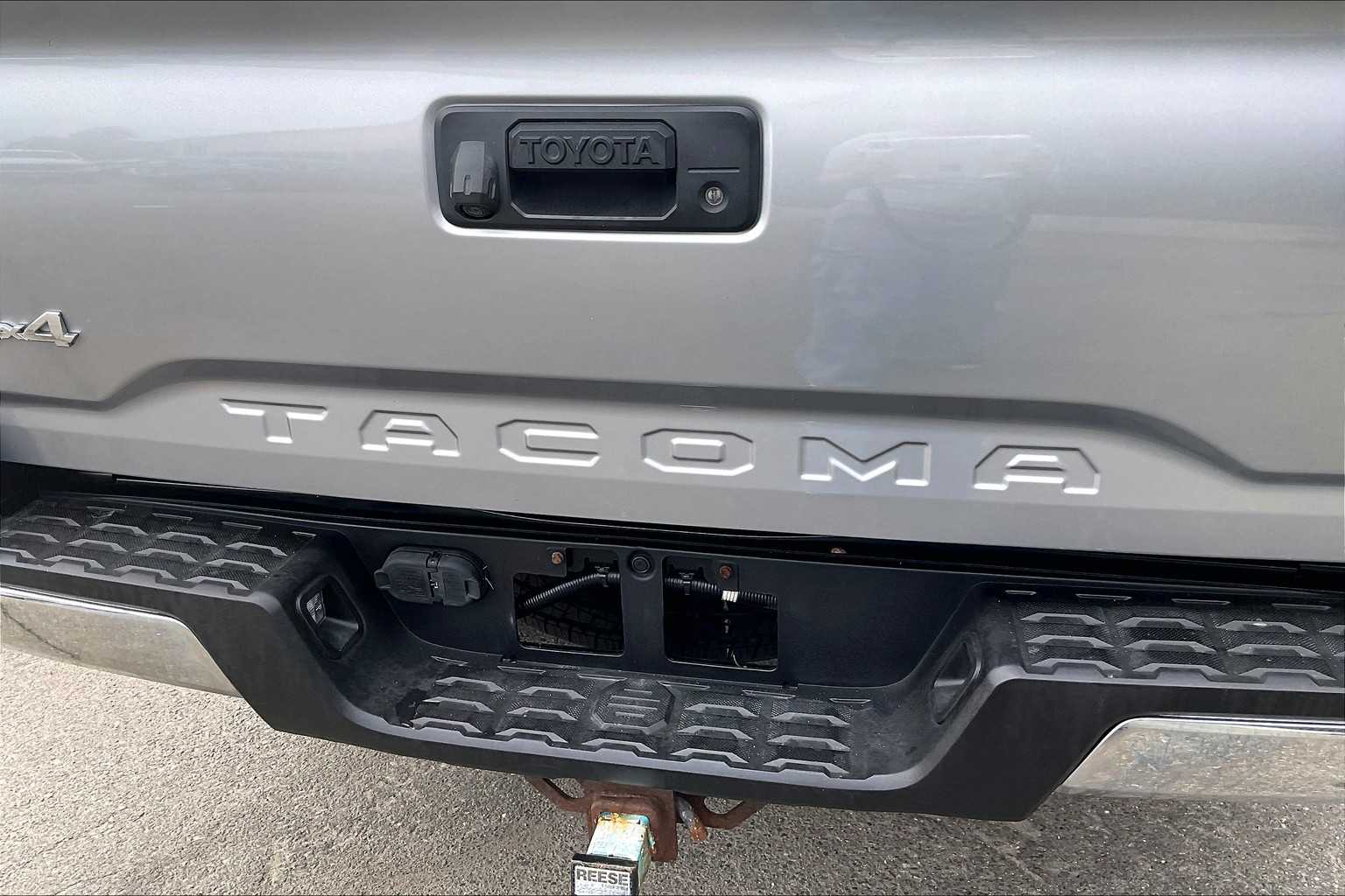2017 Toyota Tacoma SR5 - Photo 27