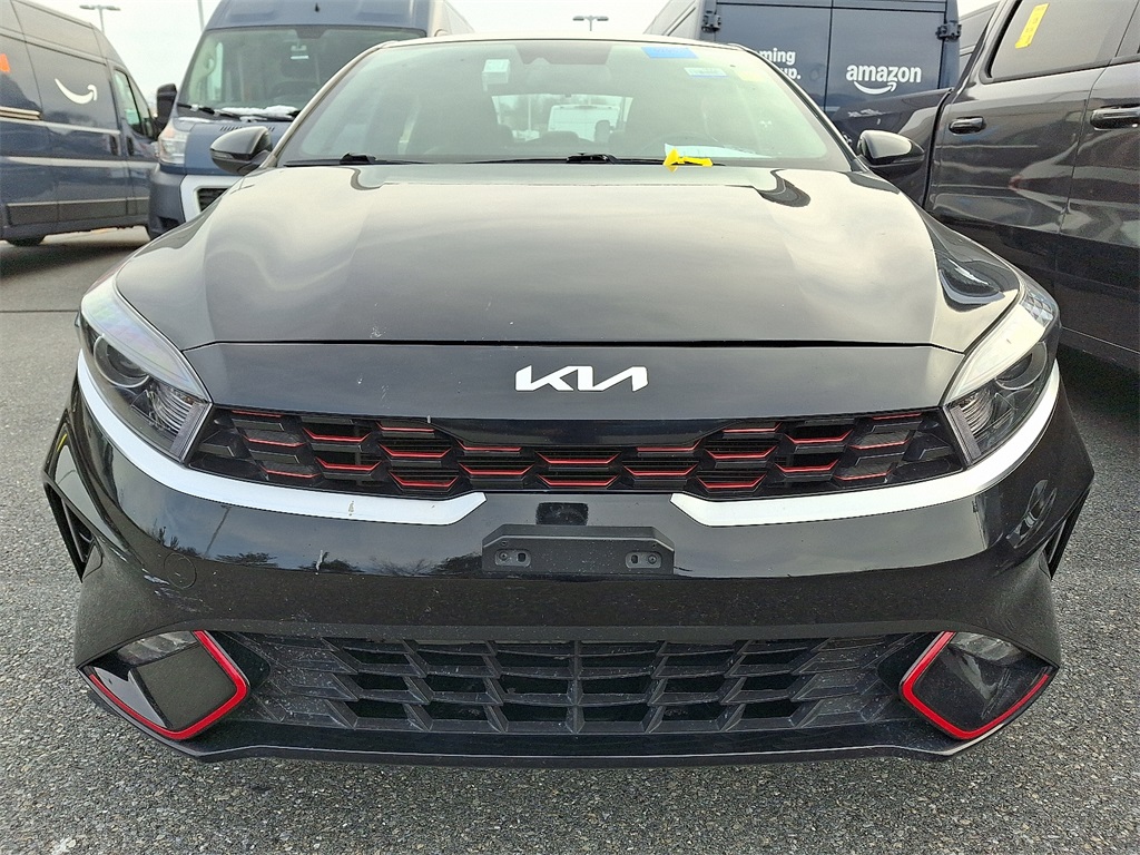 2023 Kia Forte GT-Line - Photo 2