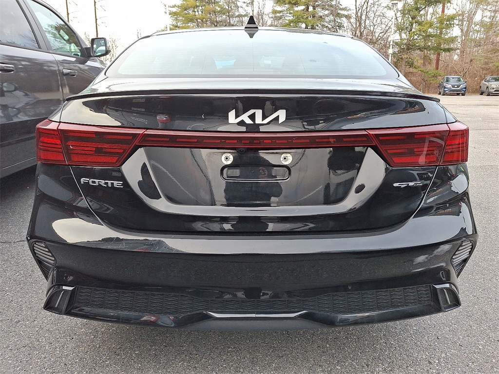 2023 Kia Forte GT-Line - Photo 5