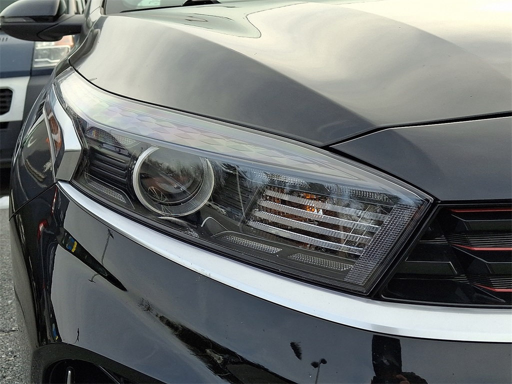 2023 Kia Forte GT-Line - Photo 9