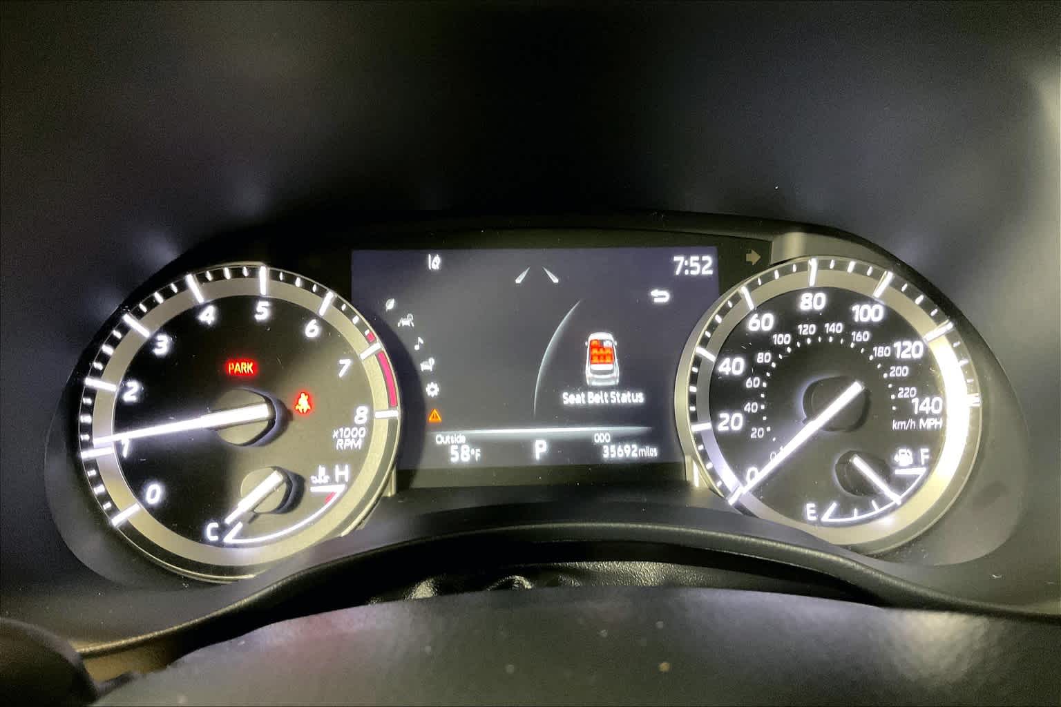 2022 Toyota Highlander XLE - Photo 25