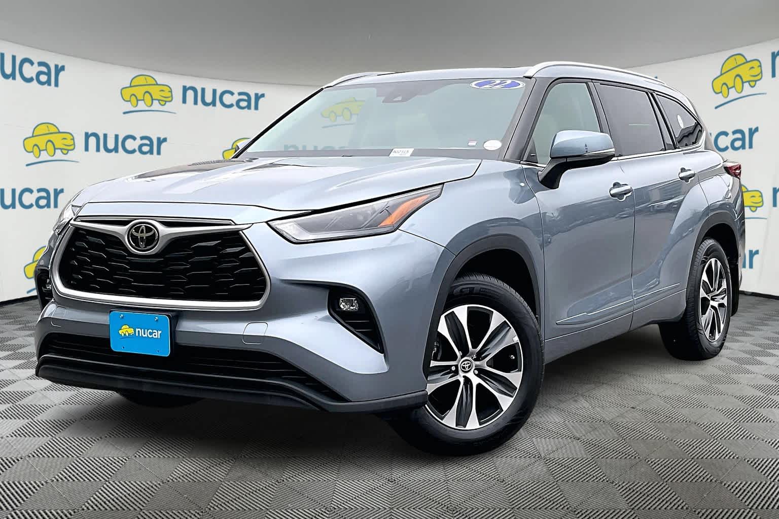 2022 Toyota Highlander XLE - Photo 3