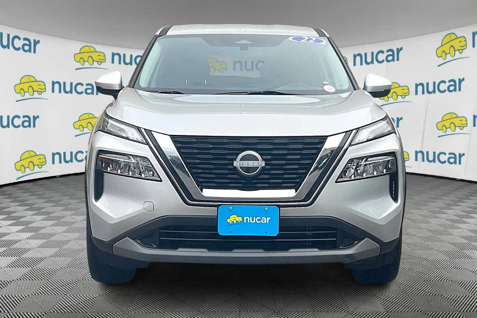2022 Nissan Rogue SV - Photo 2