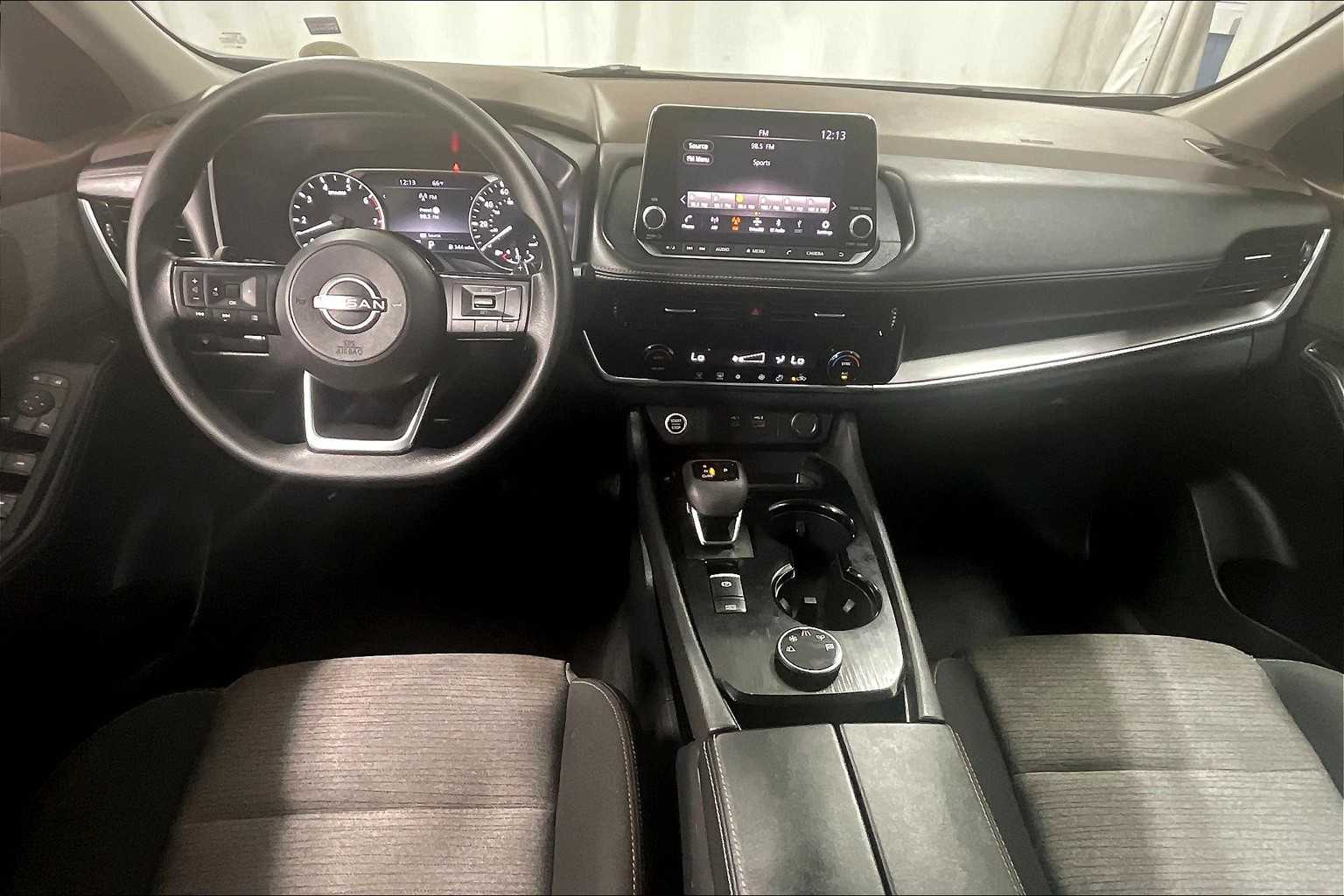 2022 Nissan Rogue SV - Photo 22
