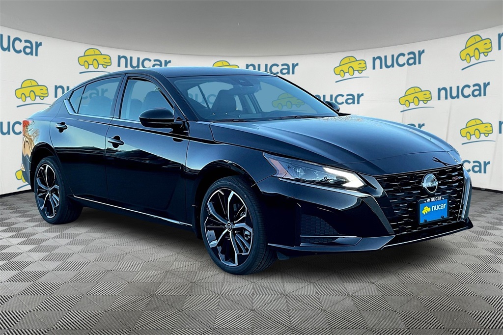 2025 Nissan Altima 2.5 SR