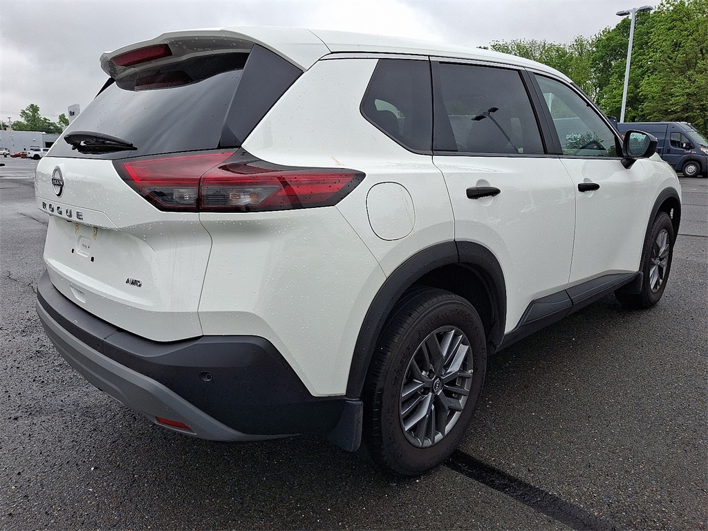 2023 Nissan Rogue S - Photo 6