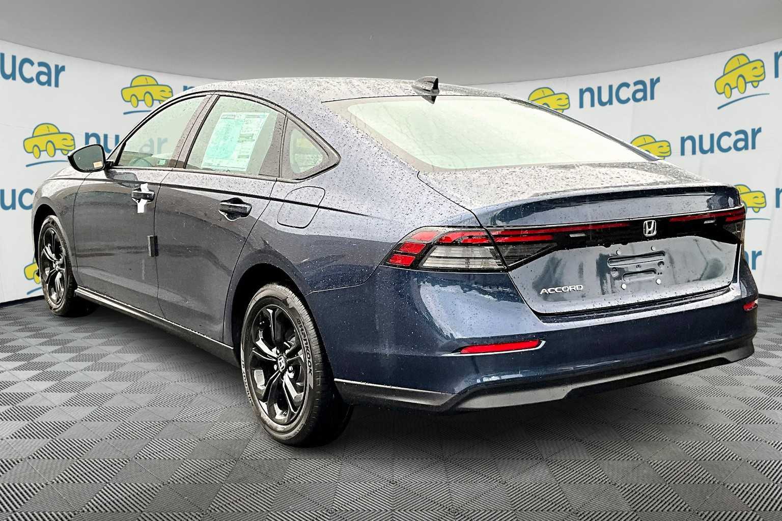 2025 Honda Accord SE - Photo 5