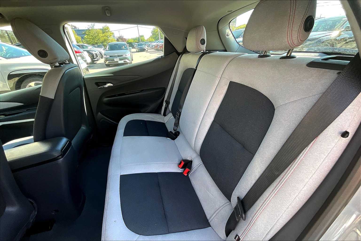 2020 Chevrolet Bolt EV LT - Photo 15