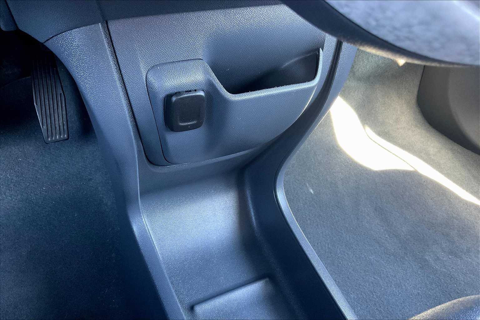 2020 Chevrolet Bolt EV LT - Photo 26