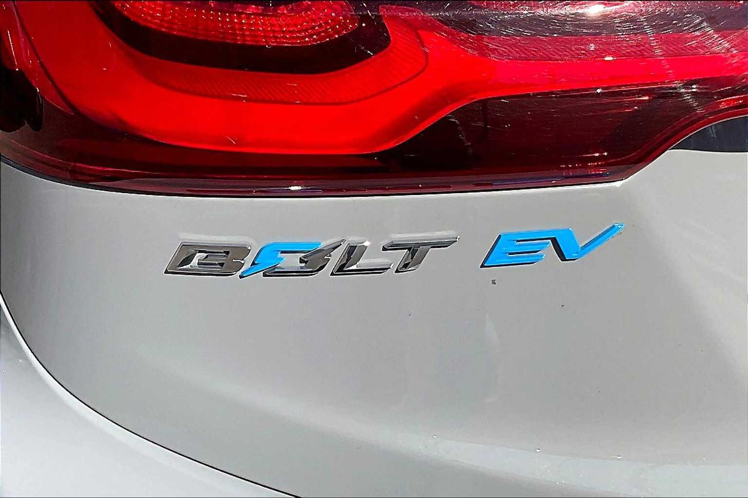 2020 Chevrolet Bolt EV LT - Photo 27