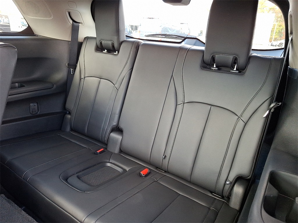 2025 INFINITI QX60 LUXE - Photo 11