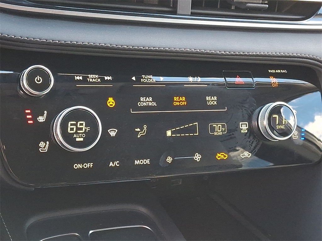 2025 INFINITI QX60 LUXE - Photo 17