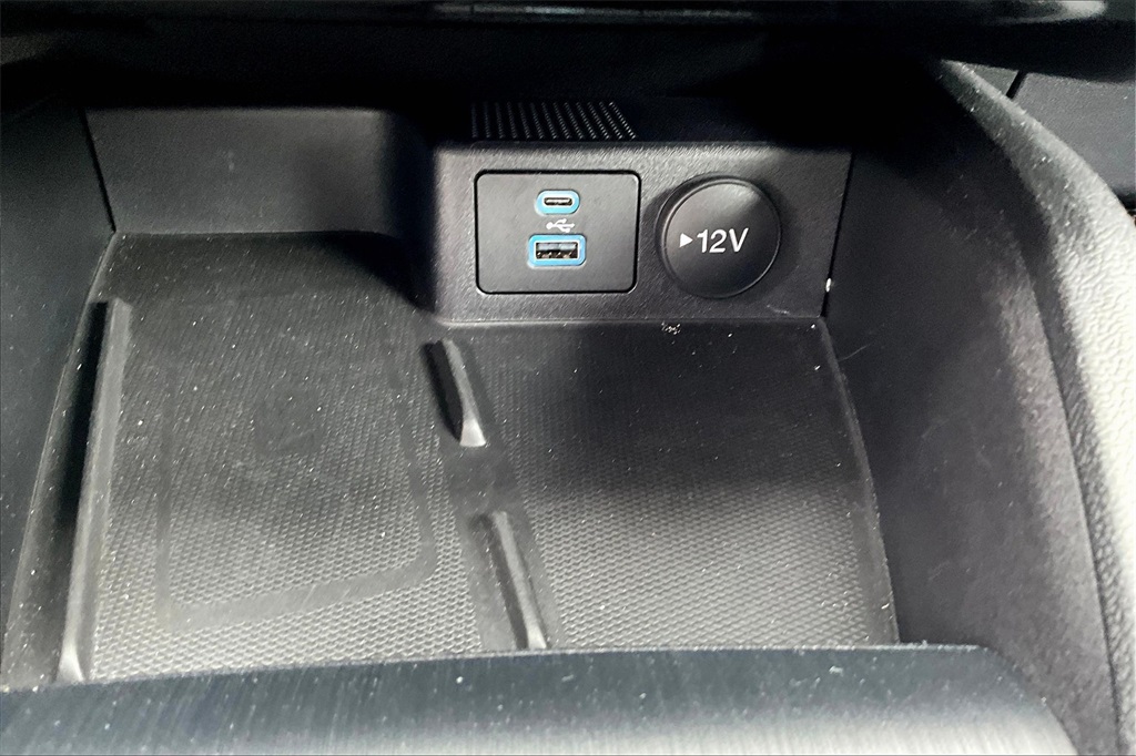 2022 Ford Escape Titanium - Photo 27