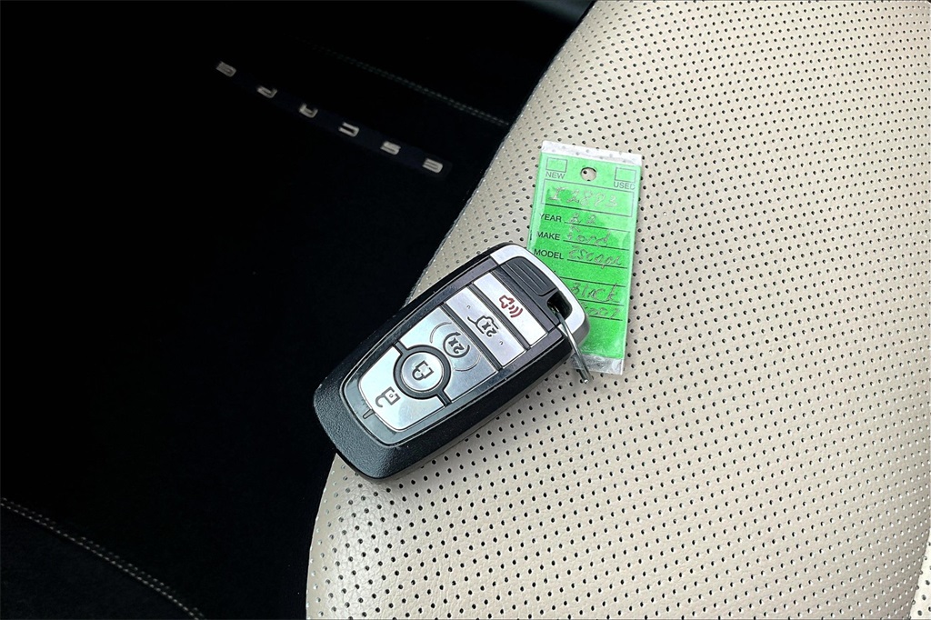 2022 Ford Escape Titanium - Photo 30