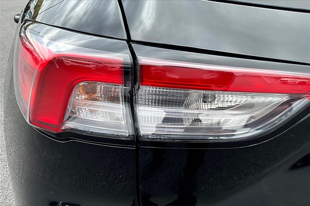 2022 Ford Escape Titanium - Photo 33