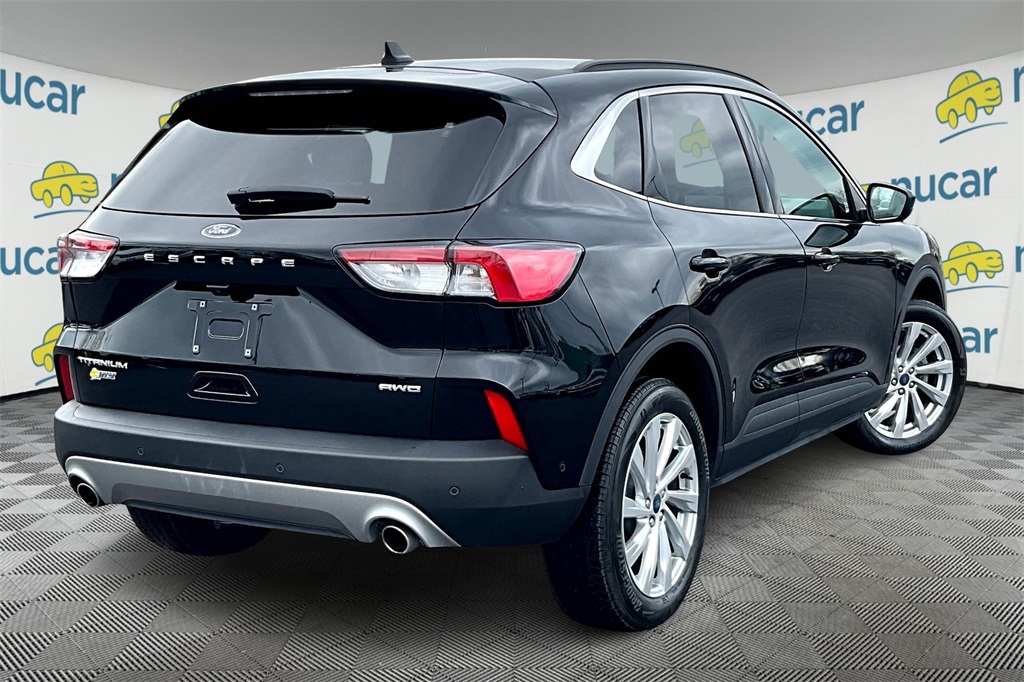 2022 Ford Escape Titanium - Photo 6