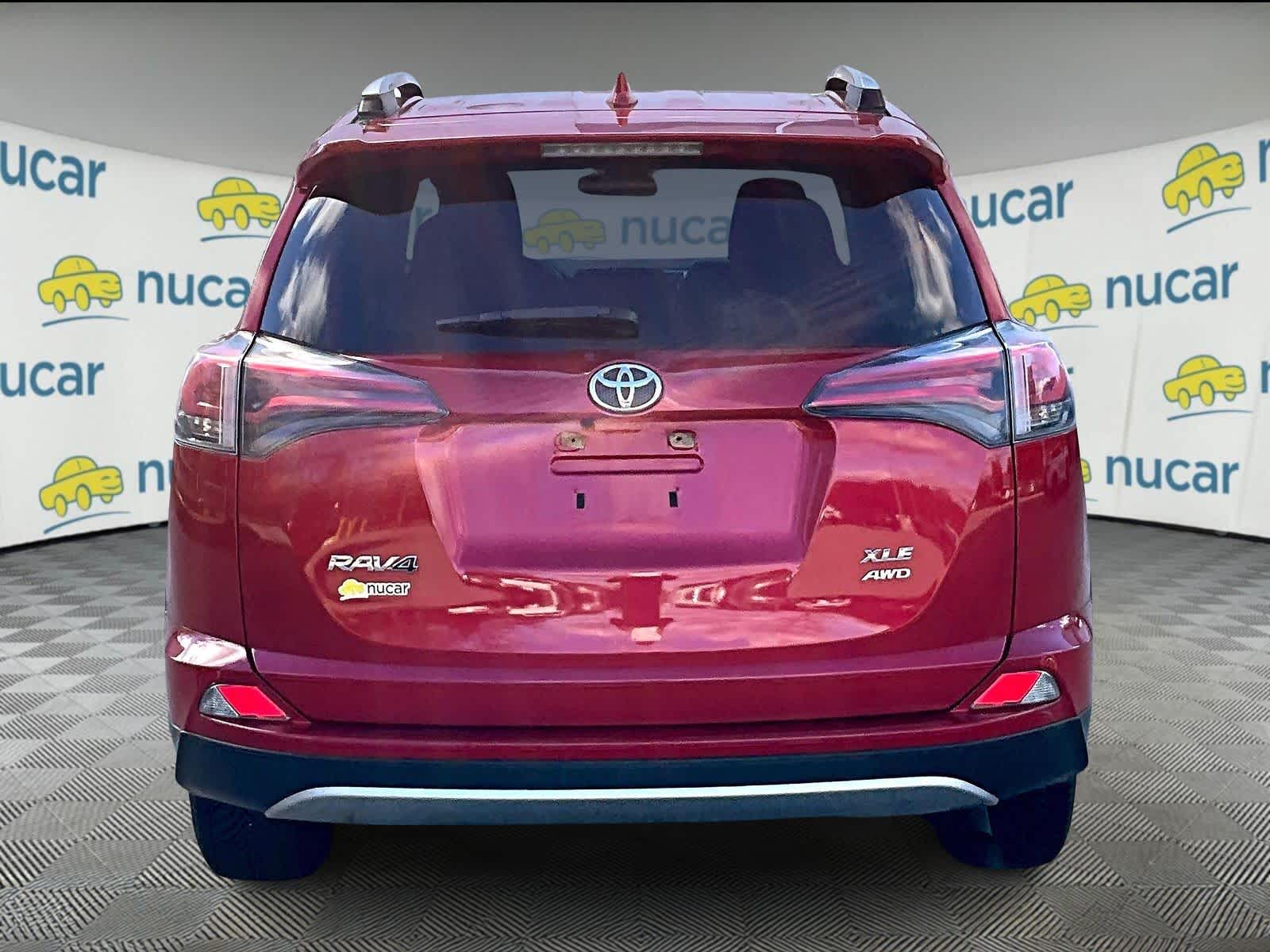 2017 Toyota RAV4 XLE - Photo 5