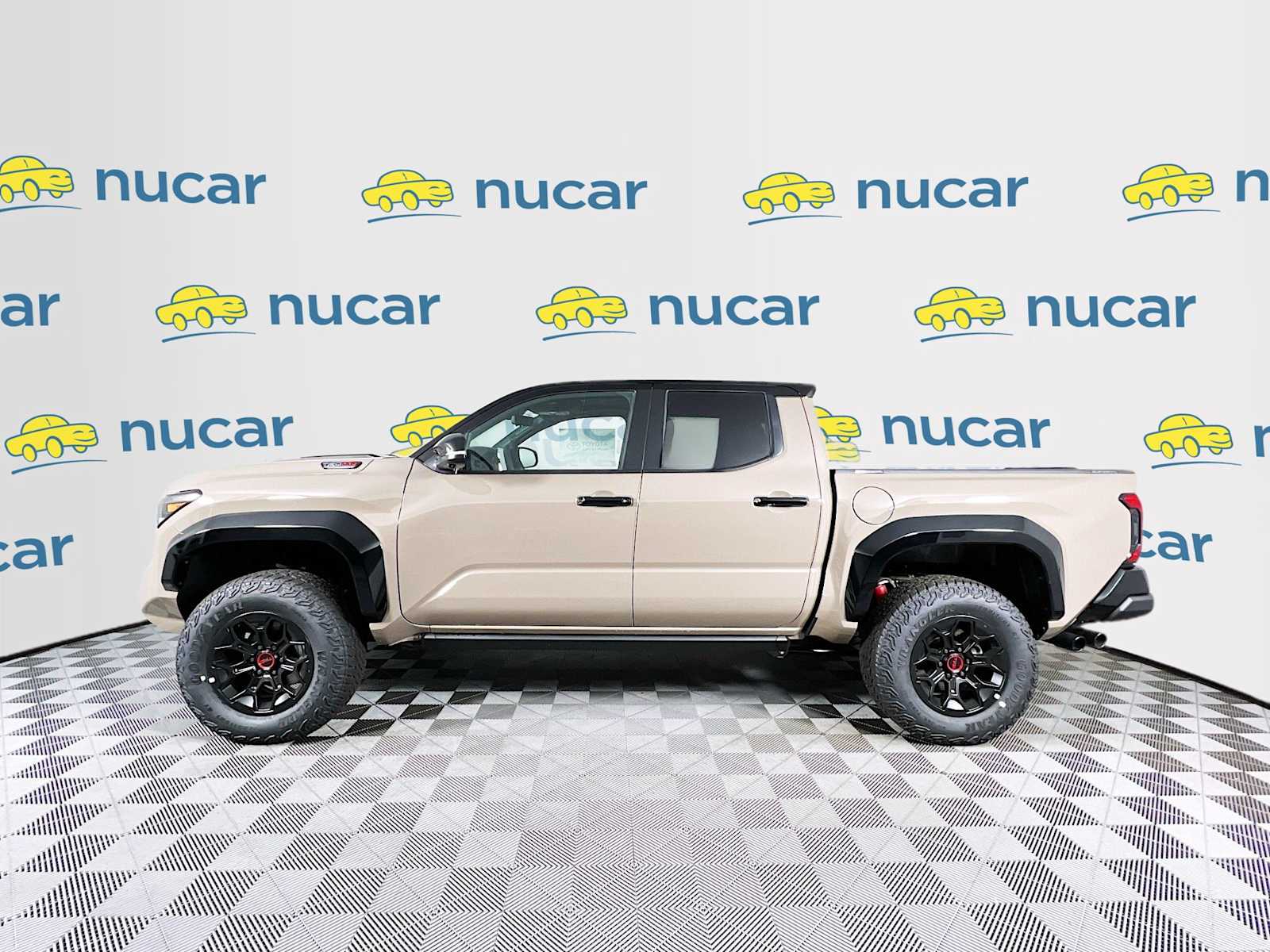 2025 Toyota Tacoma TRD Pro Hybrid - Photo 3
