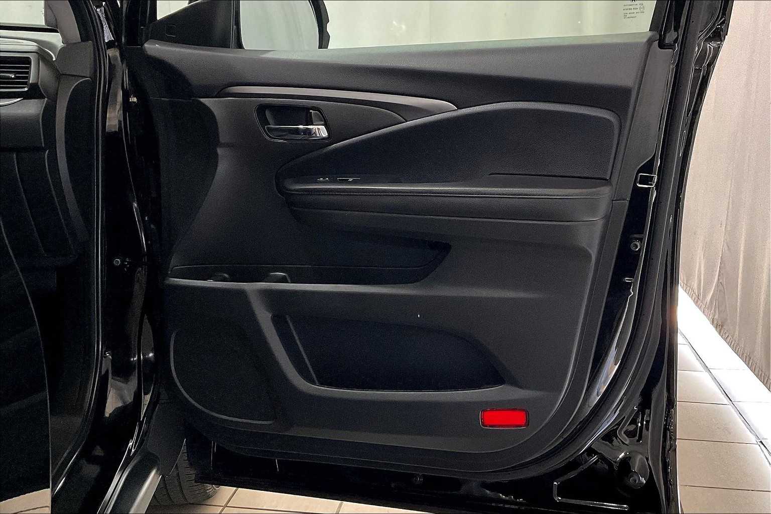 2022 Honda Pilot Special Edition - Photo 12