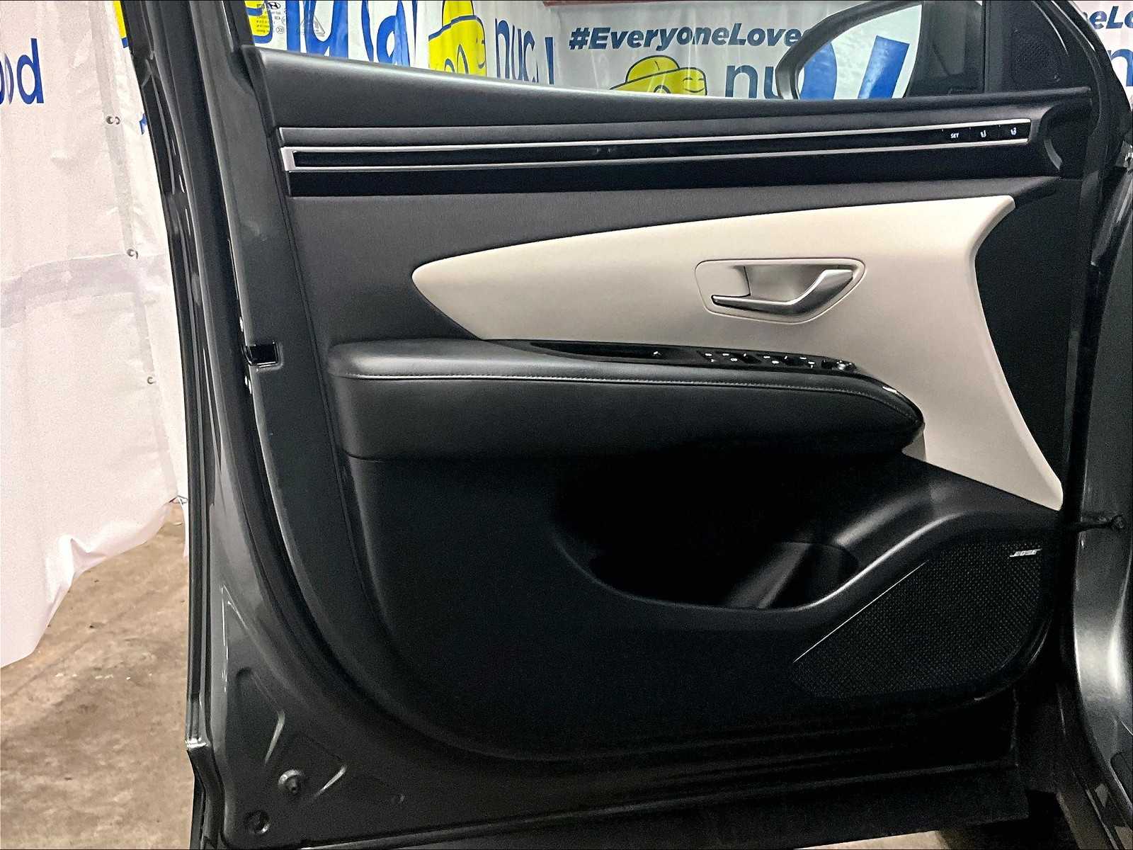 2022 Hyundai Tucson Limited - Photo 9
