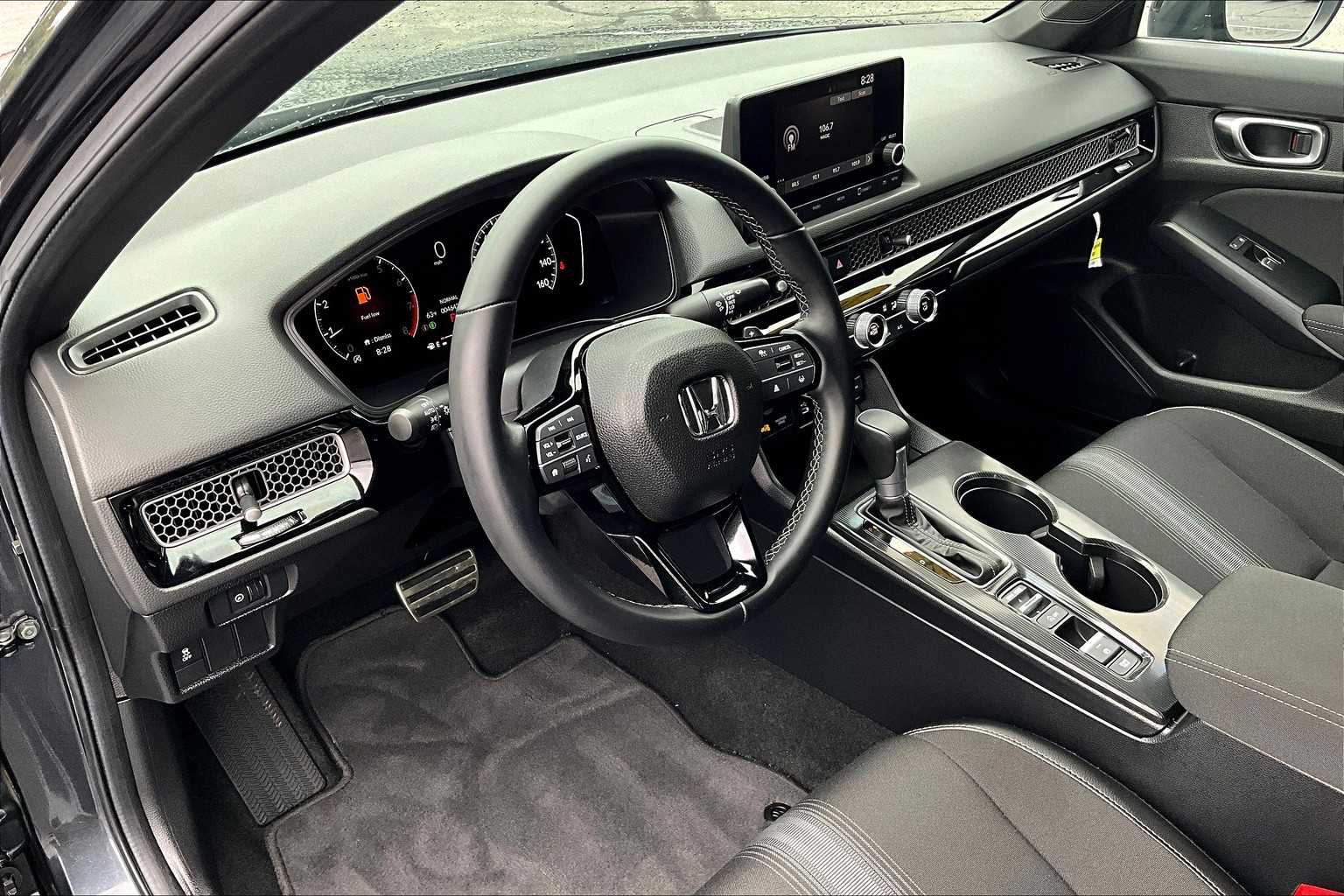 2025 Honda Civic Sport - Photo 8
