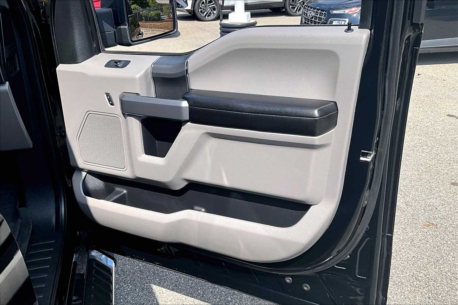2018 Ford F-150 XLT - Photo 12