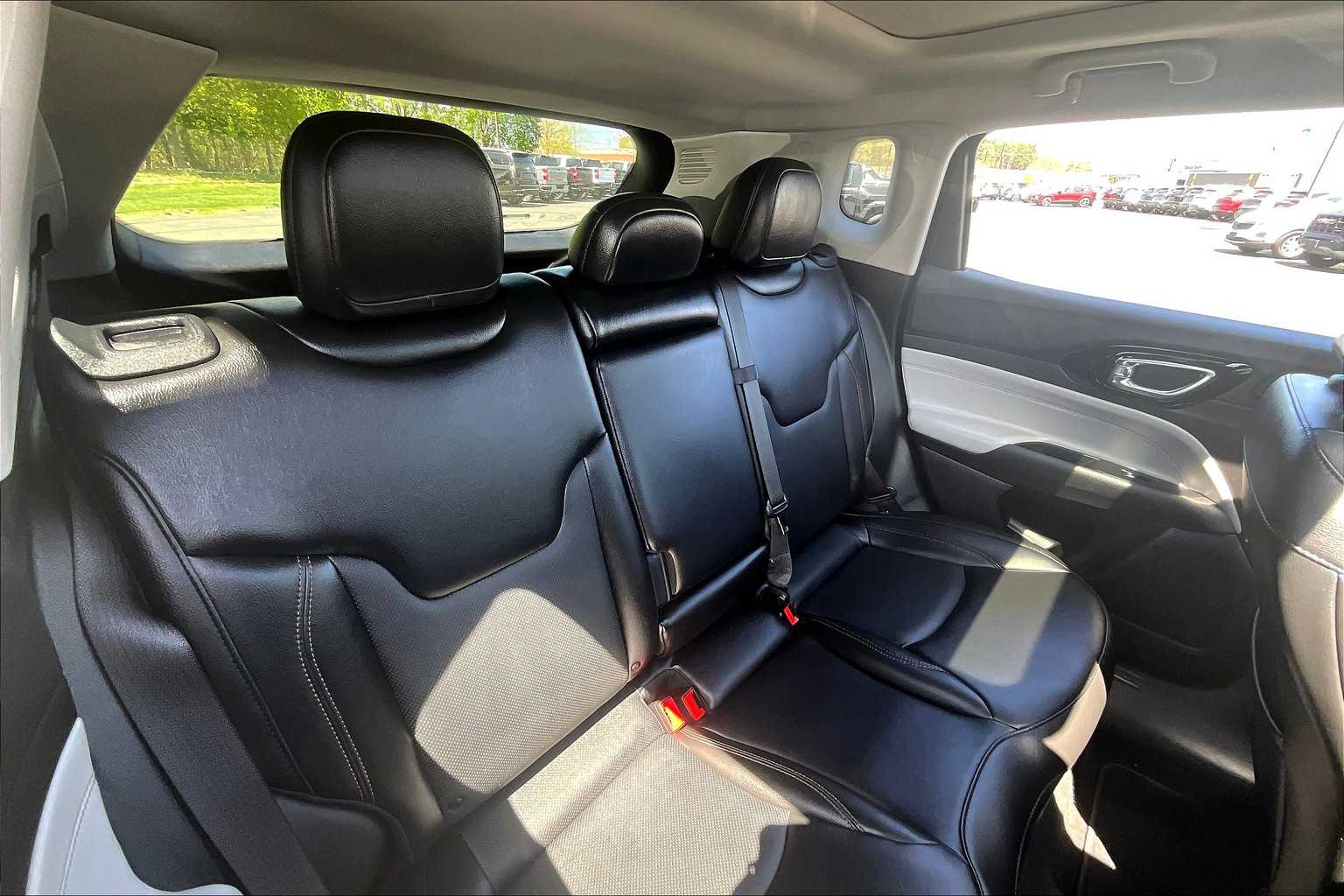 2022 Jeep Compass Limited - Photo 15