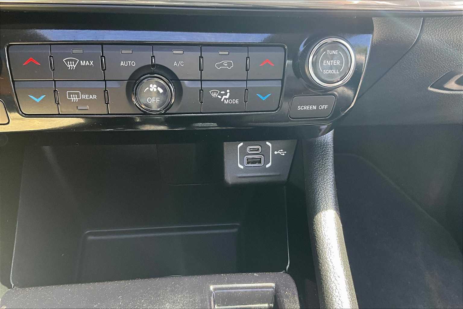 2022 Jeep Compass Limited - Photo 27