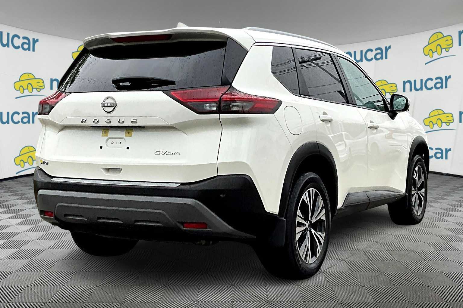 2022 Nissan Rogue SV - Photo 6
