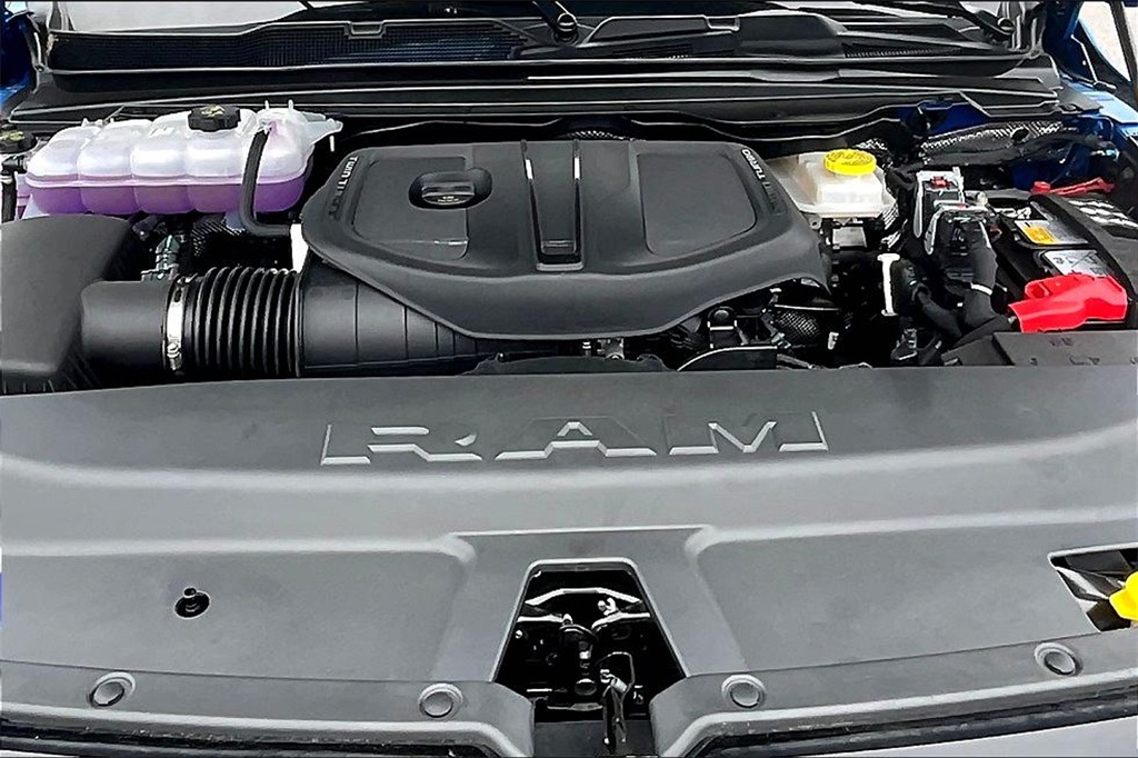 2025 Ram 1500 Tradesman - Photo 16