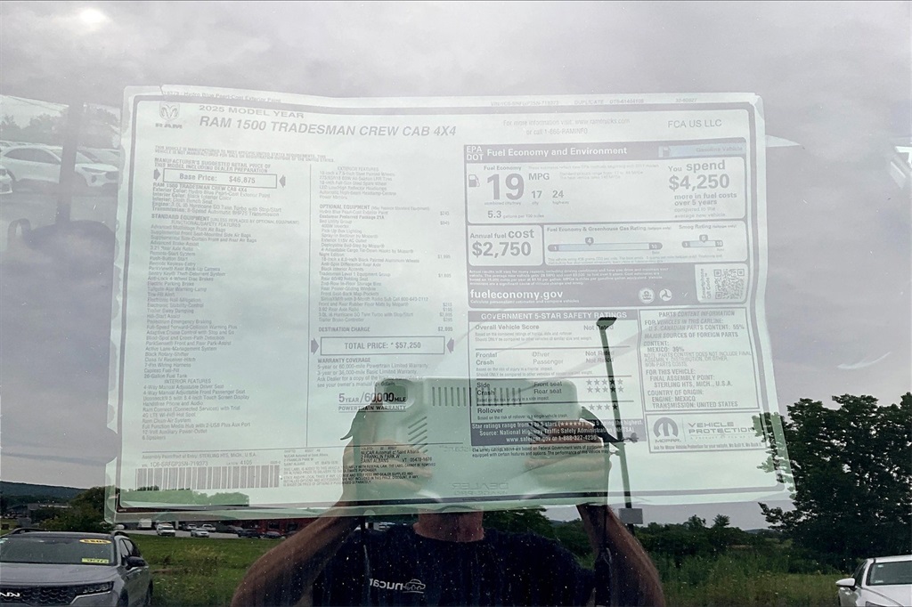 2025 Ram 1500 Tradesman - Photo 18