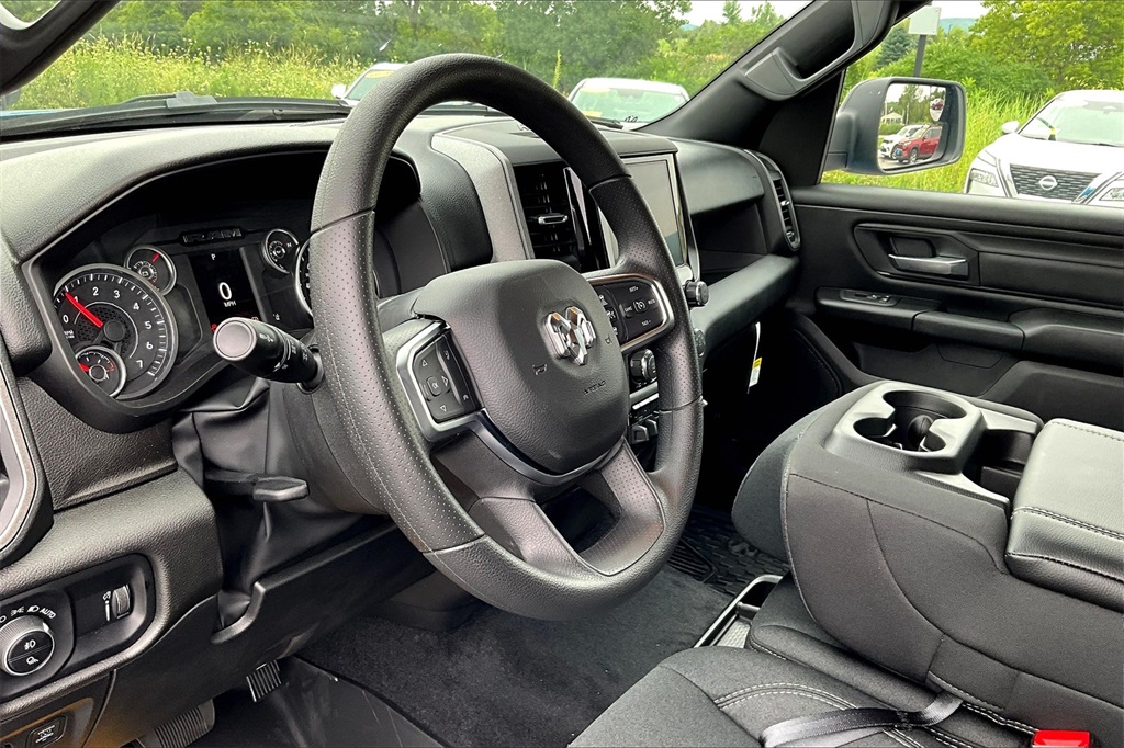 2025 Ram 1500 Tradesman - Photo 9