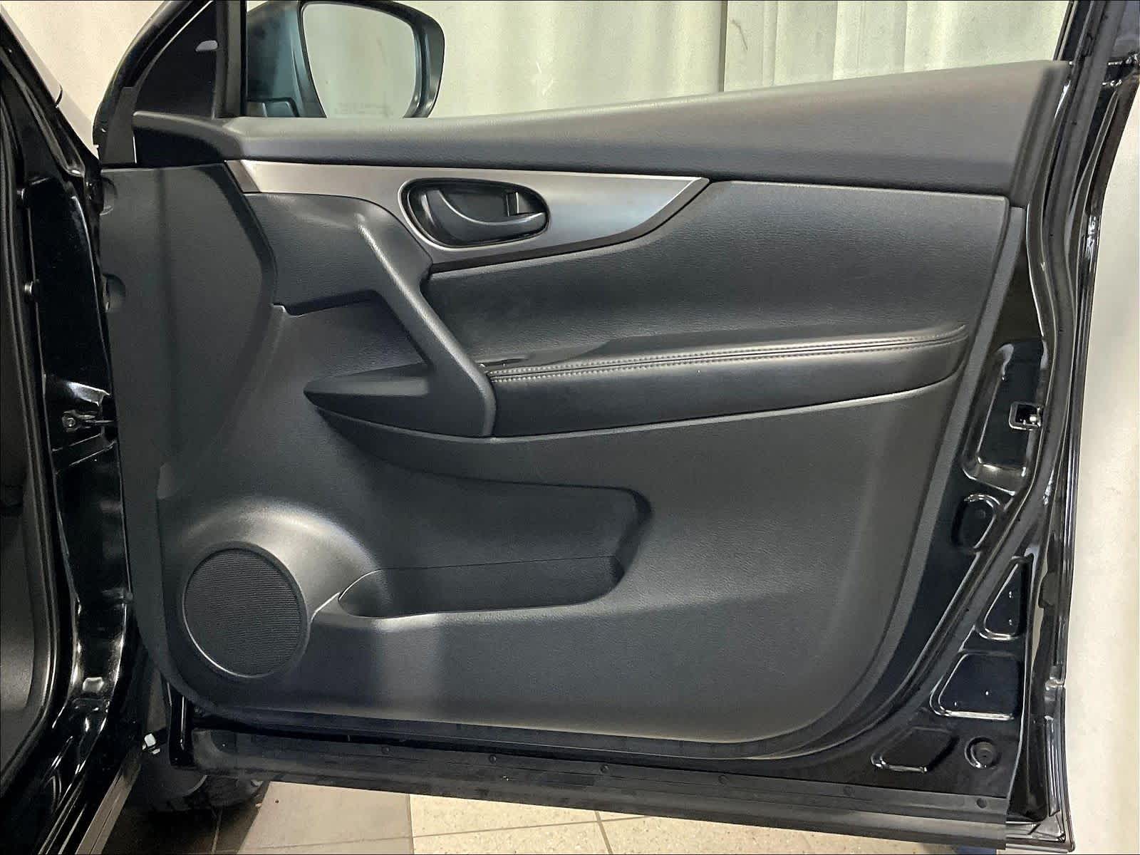 2021 Nissan Rogue Sport S - Photo 12