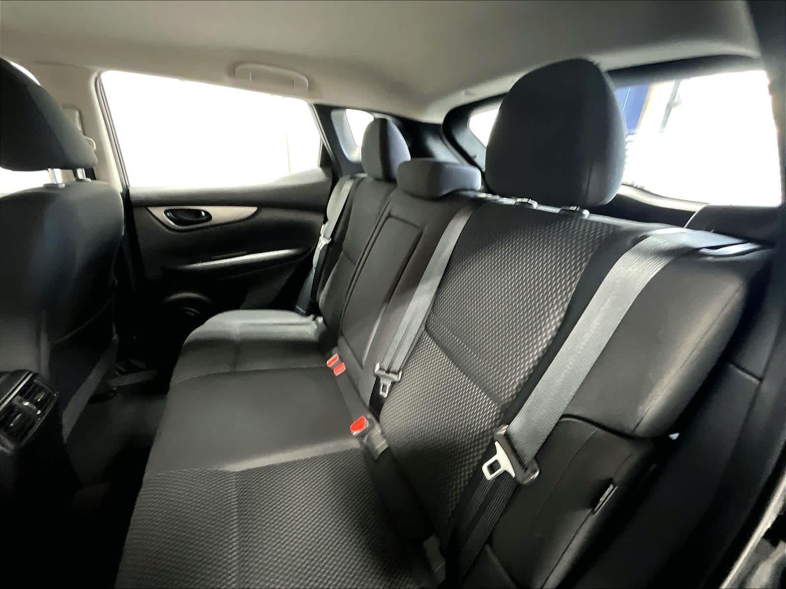 2021 Nissan Rogue Sport S - Photo 15