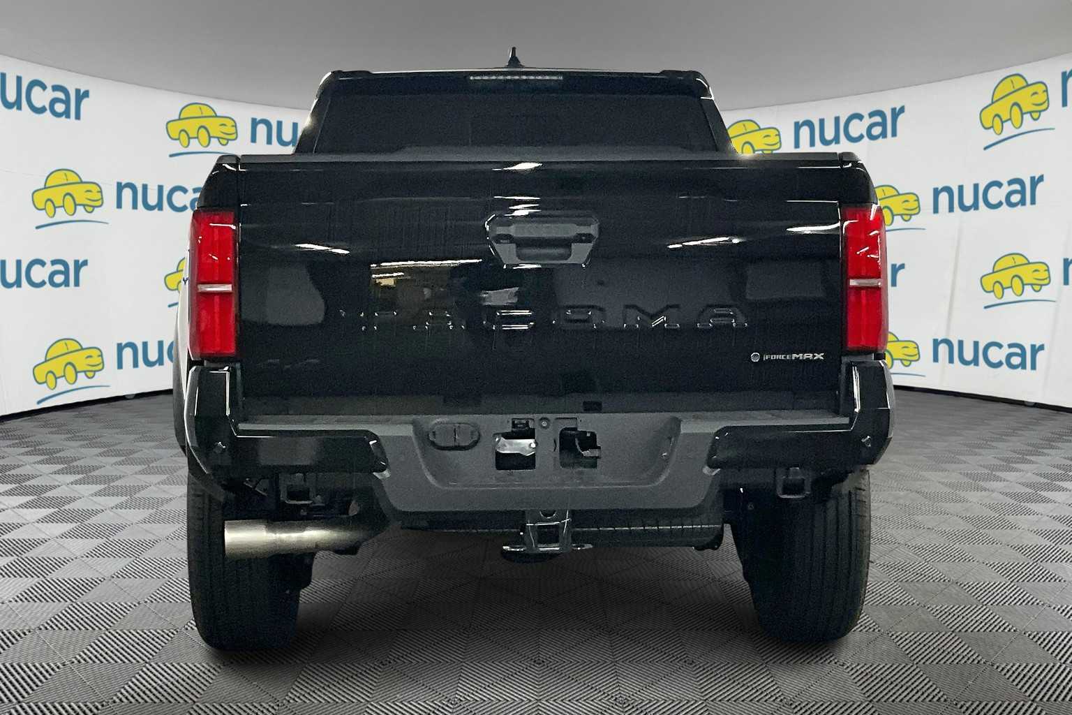 2025 Toyota Tacoma TRD Sport Hybrid - Photo 6