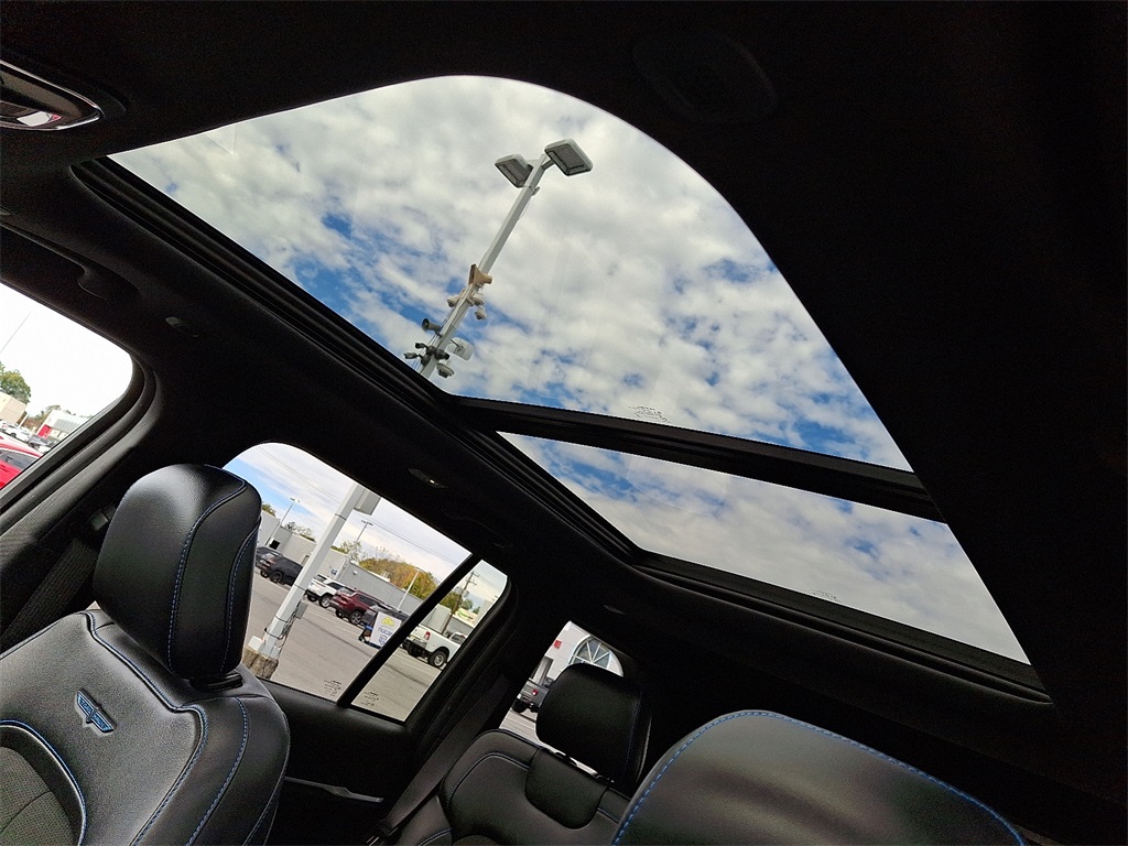 2023 Jeep Grand Cherokee Trailhawk 4xe - Photo 15