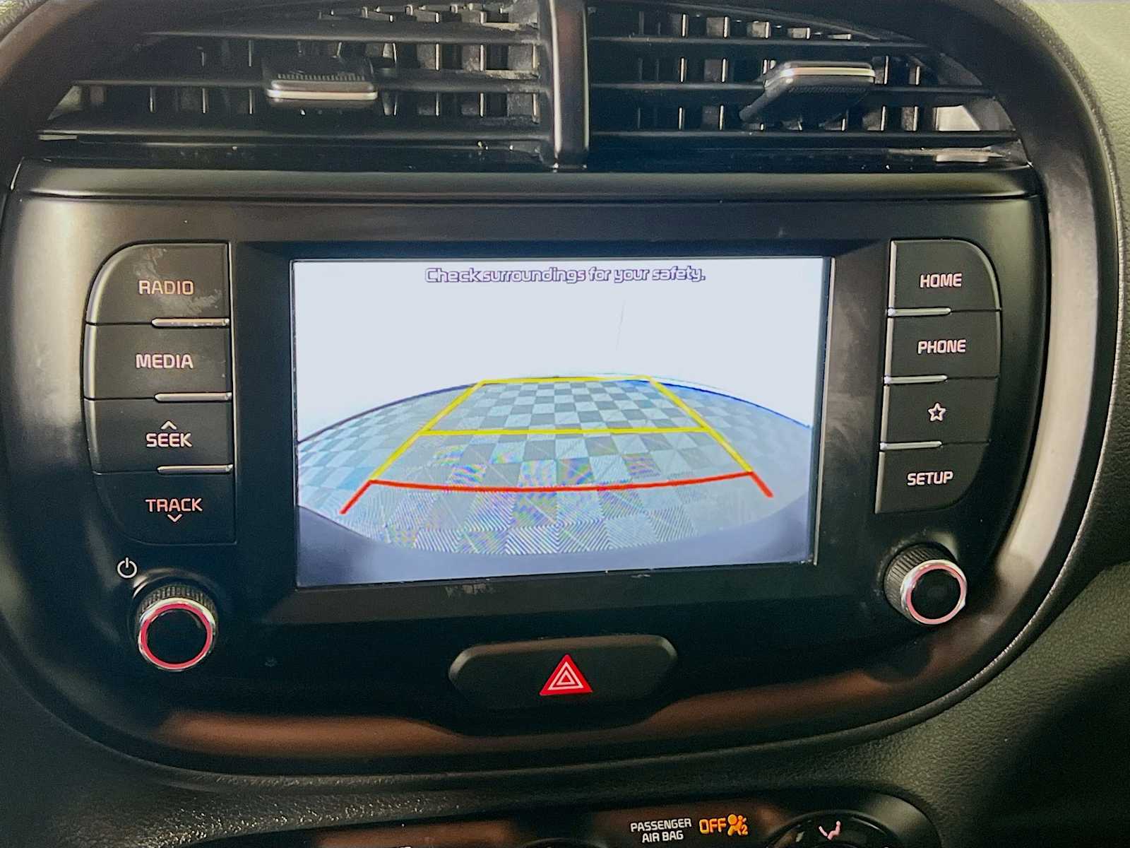 2021 Kia Soul LX - Photo 13