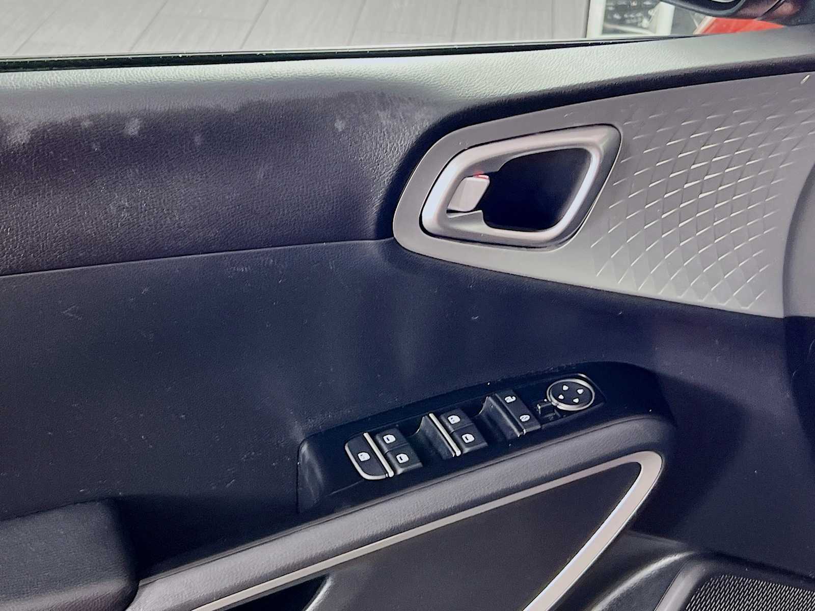 2021 Kia Soul LX - Photo 17