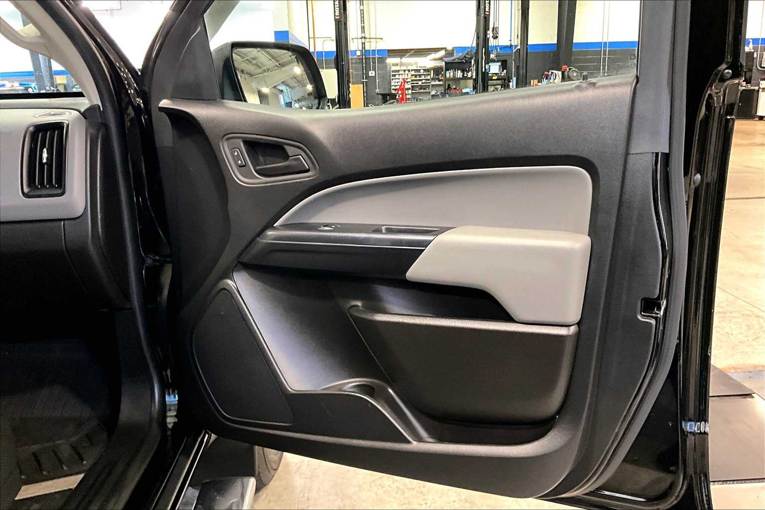 2020 Chevrolet Colorado 4WD Work Truck - Photo 12